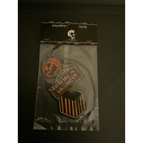 air freshener - Picture 1 of 2